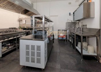 Interno non residenziale - Ristorante via Capo, Cutrofiano - foto 17