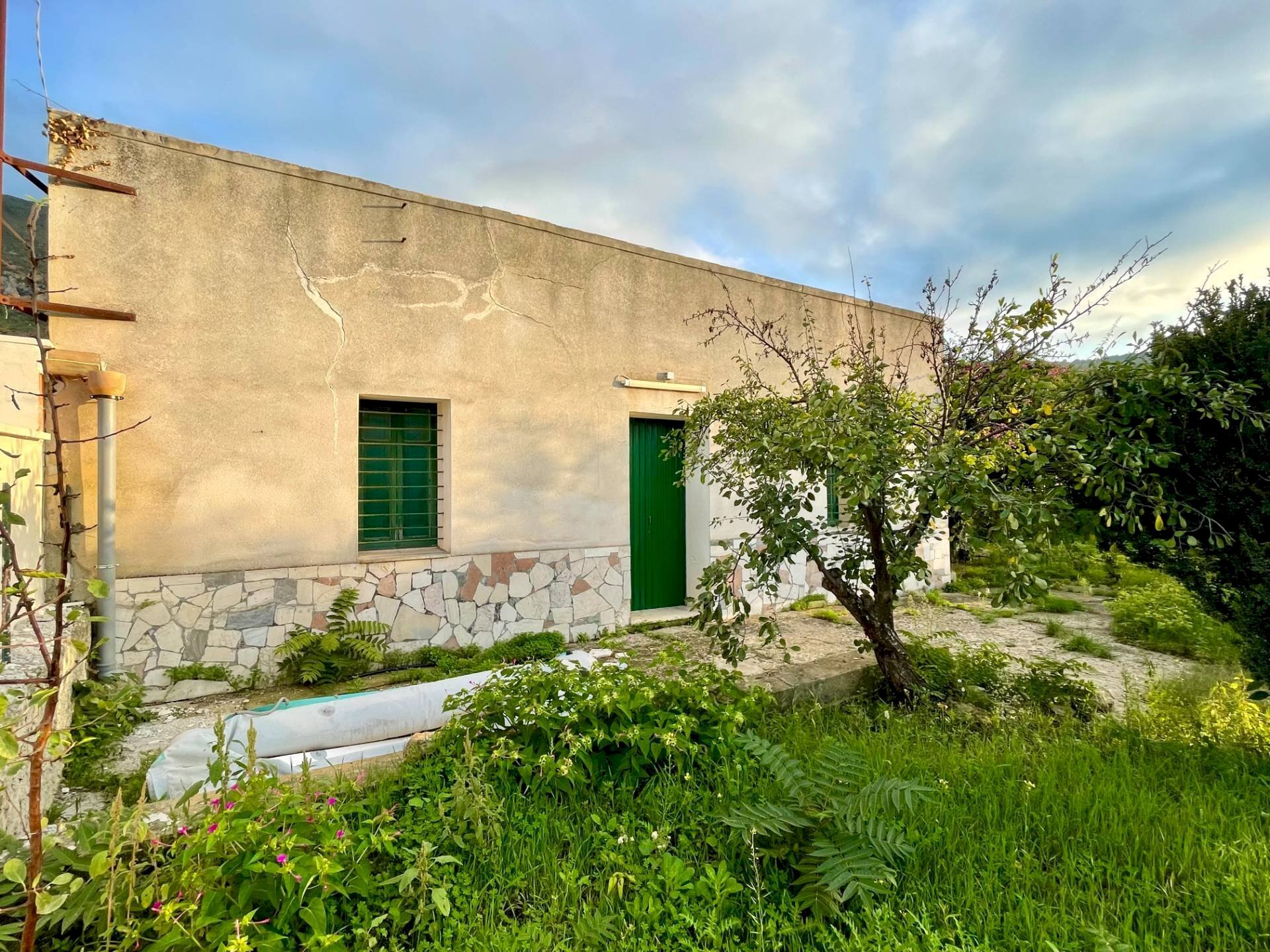 Foto 1 - Rustico C/da Fraginesi
 
snc, Castellammare del Golfo - foto 1