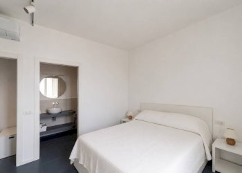 Foto 18 - Four-room apartment Largo San Paolo dell Croce
 
48, Monte Argentario - photo 18