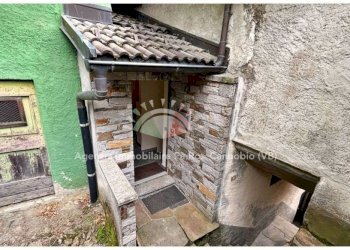 Facciata - Casa indipendente via Roma, Valle Cannobina - foto 1