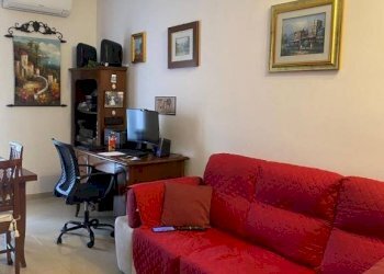 Salone - Three-room apartment via Lainate, 48, Rho - photo 4