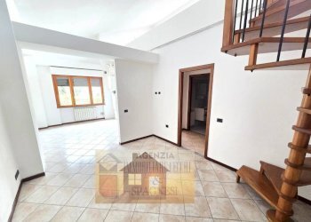Soggiorno - Trilocale via Pistoiese, 161A, Signa - foto 8