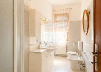 Bagno - Quadrilocale viale Eloisia Barbaroux, 27, Carmagnola - foto 20