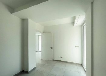 Camera da letto - Trilocale via A Solva, 94, Alassio - foto 17