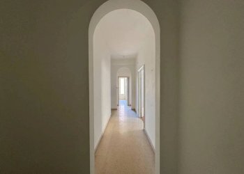 Corridoio - Three-room apartment via Ermenegildo Pistelli, 4, Roma - photo 2