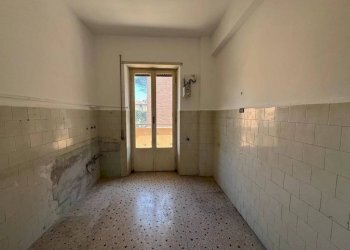 Cucina - Three-room apartment via Ermenegildo Pistelli, 4, Roma - photo 15