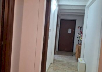 Corridoio - Trilocale via Olmo Lungo, San Giorgio del Sannio - foto 10