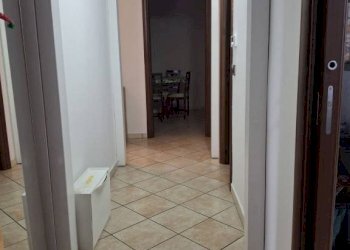Corridoio - Trilocale via Olmo Lungo, San Giorgio del Sannio - foto 16