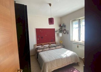 Camera da letto - Quadrilocale via Lo Pigno, San Nicola Manfredi - foto 18