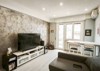 Salone - Two-room apartment via Stefanina Moro, Genova (neighborhood Marassi) - photo 14