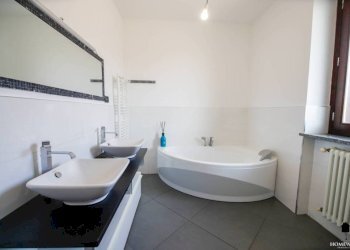 Bagno - Trilocale via Massimo d'Azeglio, 7, Rondissone - foto 10