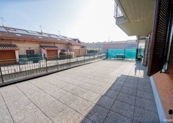 Terrazzo - Trilocale via Massimo d'Azeglio, 7, Rondissone - foto 13