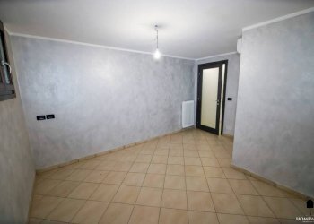 Cucina - Trilocale via Massimo d'Azeglio, 7, Rondissone - foto 22