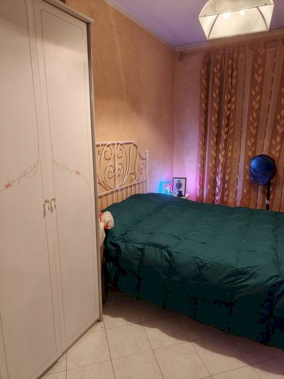 Camera da letto - Three-room apartment via Mombarcaro, 15B, Torino (neighborhood Santa Rita) - photo 1