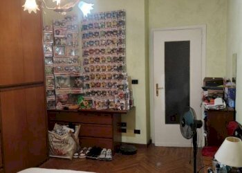 Camera da letto - Three-room apartment via Mombarcaro, 15B, Torino (neighborhood Santa Rita) - photo 14