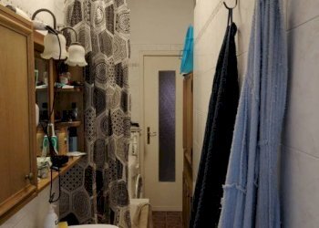 Bagno - Three-room apartment via Mombarcaro, 15B, Torino (neighborhood Santa Rita) - photo 17