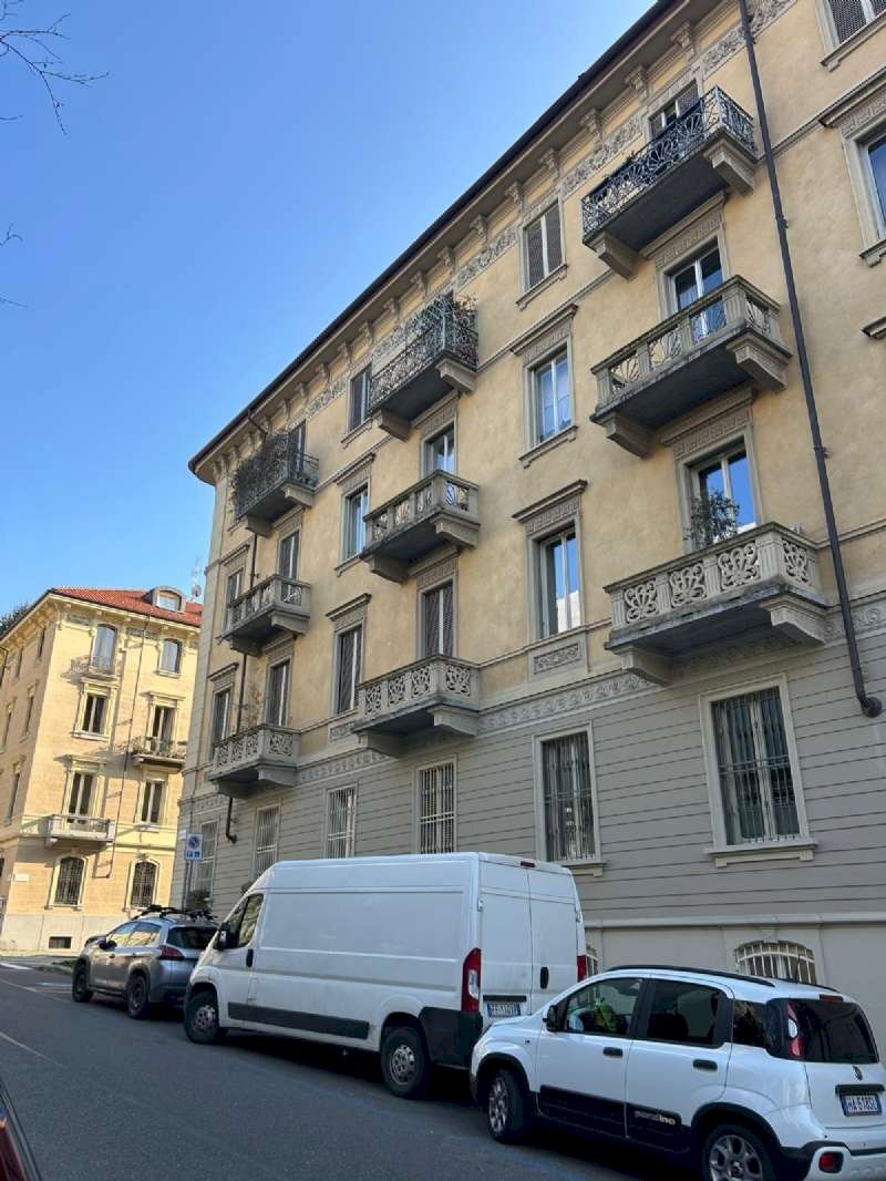 Facciata - Appartamento via SFORZESCA, 3, Torino (zona Crimea) - foto 2