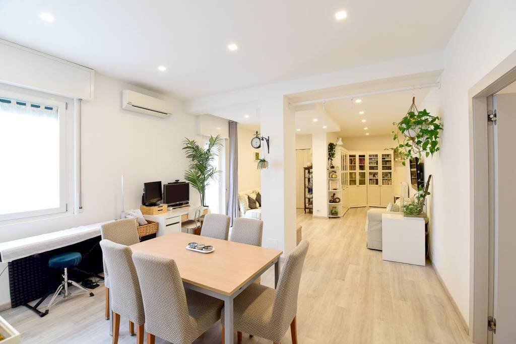 Salone - Three-room apartment via Fratelli Rosselli, 2, Casnate con Bernate - photo 3