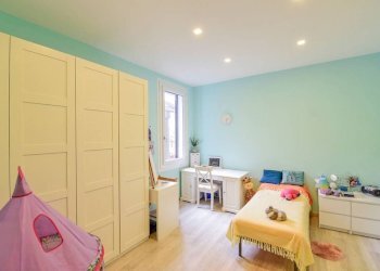 Camera da letto - Three-room apartment via Fratelli Rosselli, 2, Casnate con Bernate - photo 10