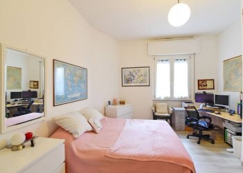 Camera da letto - Three-room apartment via Fratelli Rosselli, 2, Casnate con Bernate - photo 15