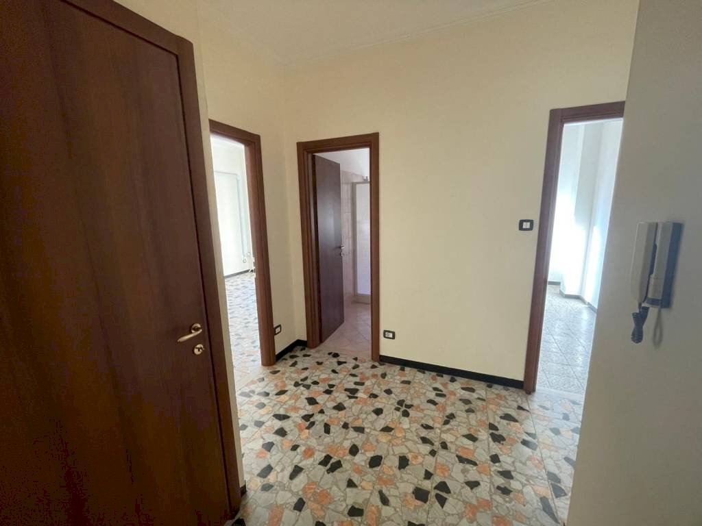 Corridoio - Three-room apartment Alessandria - photo 1