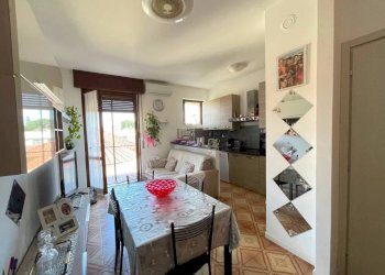Cucina - Bilocale via C. Schenoni, Cornate d'Adda - foto 11