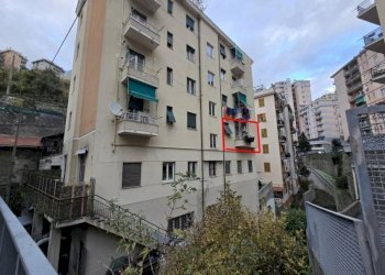 Facciata - Quadrilocale all'asta via Piero Pinetti, 41, Genova (zona Marassi) - foto 5