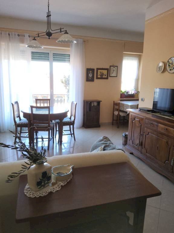 Soggiorno - Quadrilocale via Luigi Cadorna, 20, Busca - foto 3