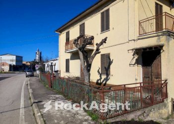 Zona - Casa indipendente contrada Pianapuccia, Scafa - foto 1