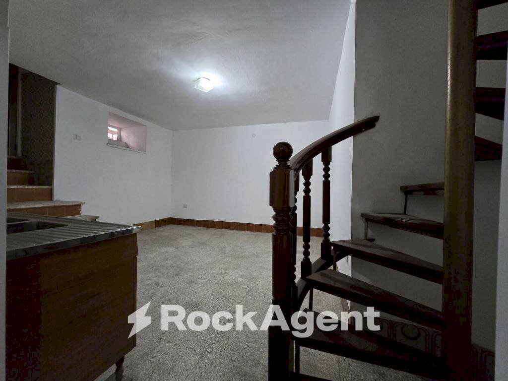 Scala - Casa indipendente via Giuseppe Parini, 10, Ruffano - foto 3