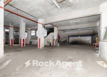 Magazzino - Garage - Autosilos - Parking via Pietro Maroncelli, 2-6, Catania - photo 15