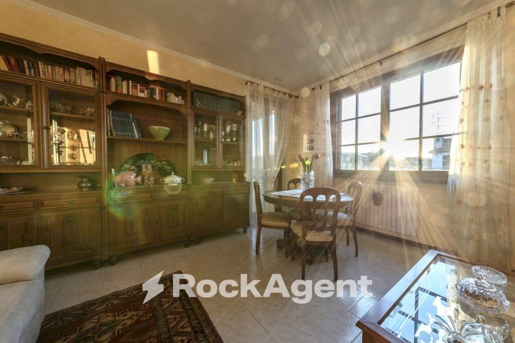 Salone - Three-room apartment via Alfredo Catalani, 73, Settimo Milanese - photo 3