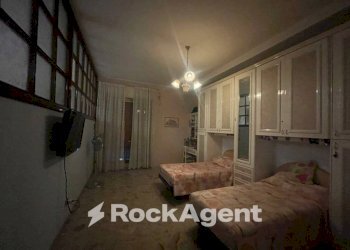 Camera da letto - Three-room apartment via Angelo Volpicelli, 34, Arzano - photo 7