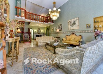 Salone - Apartment via Giordano Bruno, Napoli (neighborhood Chiaia) - photo 1