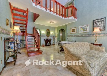 Salone - Apartment via Giordano Bruno, Napoli (neighborhood Chiaia) - photo 5