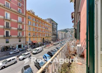 Balcone - Apartment via Giordano Bruno, Napoli (neighborhood Chiaia) - photo 14