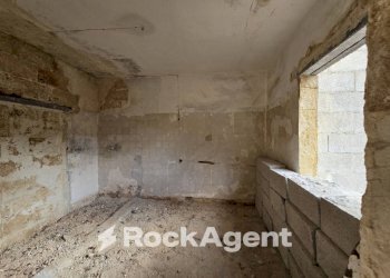 Magazzino - Four-room apartment via F. Crispi 108, Taurisano - photo 8
