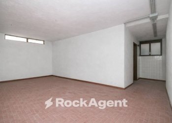 Magazzino - Villa via Tagliamento, 22, Seriate - photo 15