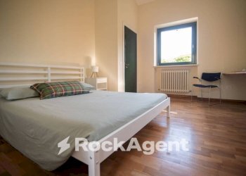 Camera da letto - Villa strada Madonna dei Mazza, Pesaro - photo 29