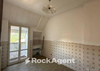 Cucina - Trilocale via Puccini, Solignano - foto 4