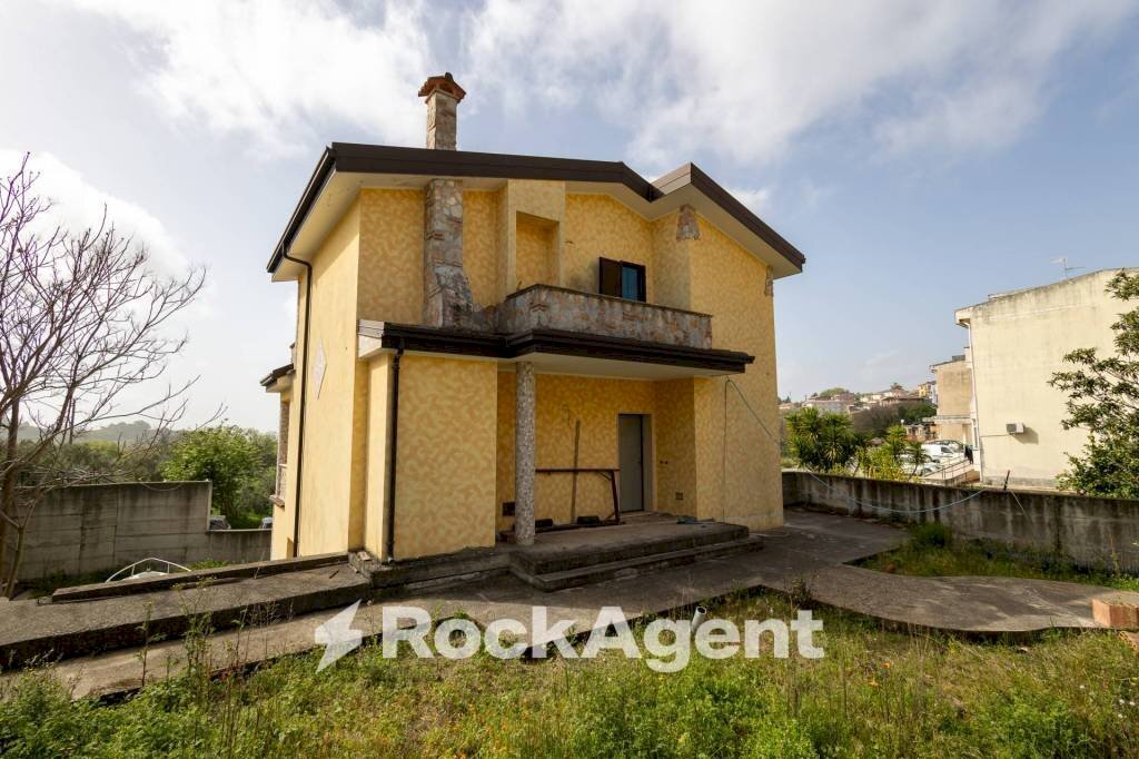 Facciata - Villa via Foderaro, Simeri Crichi - foto 1