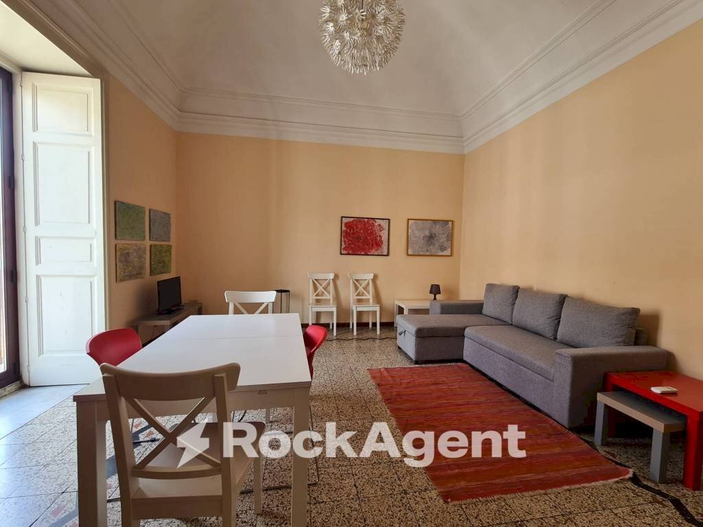 Salone - Three-room apartment via Vittorio Emanuele II, 108, Catania - photo 2