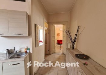 Corridoio - Three-room apartment via Vittorio Emanuele II, 108, Catania - photo 8