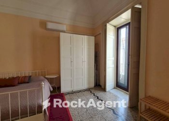 Camera da letto - Three-room apartment via Vittorio Emanuele II, 108, Catania - photo 12