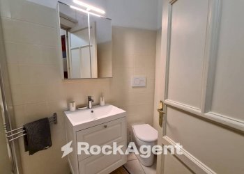 Bagno - Three-room apartment via Vittorio Emanuele II, 108, Catania - photo 16