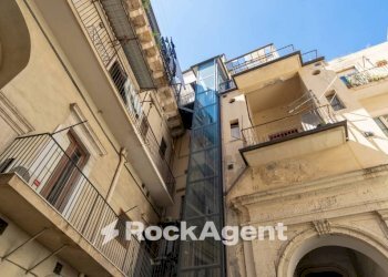 Cortile interno - Three-room apartment via Vittorio Emanuele II, 108, Catania - photo 26