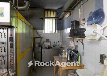 Magazzino - Negozio via per Camaiore, Lucca - foto 11
