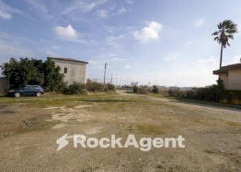 Terreno - Capannone strada Statale 107 Silana Crotonese, Crotone - foto 17