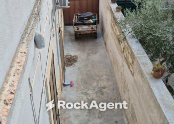 Cortile interno - Casa indipendente via Casina di Dentro, 3, Bitonto - foto 22