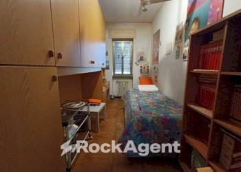 Camera da letto - Appartamento via Papa Giovanni XXIII, Castri di Lecce - foto 11
